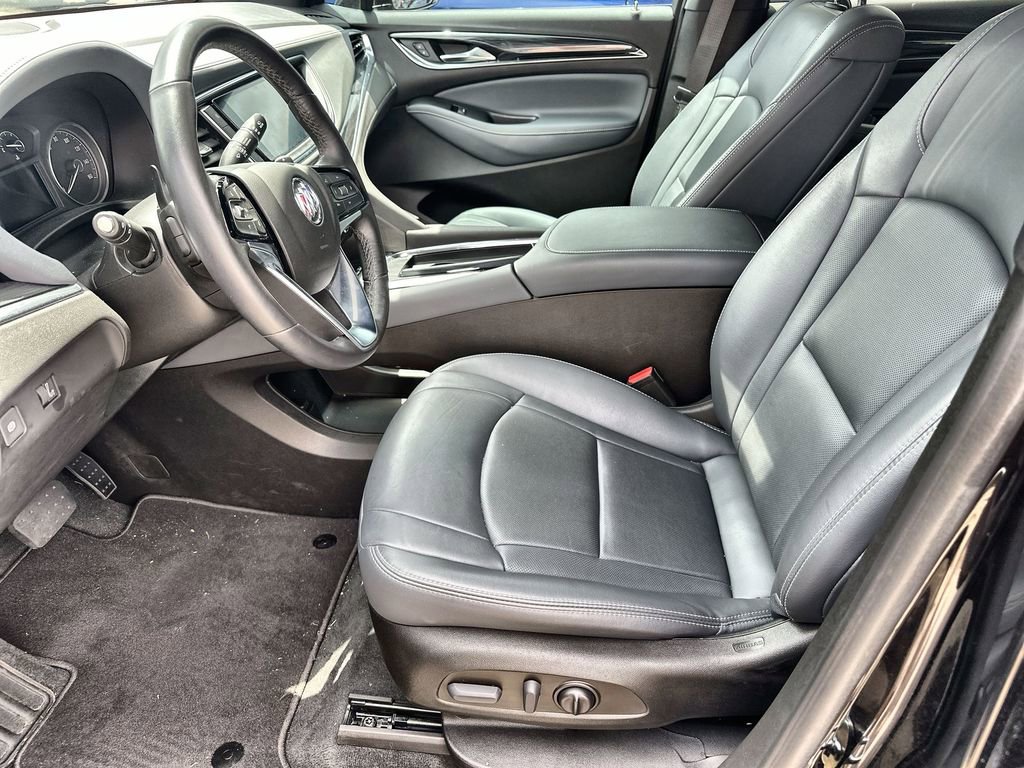 Used 2022 Buick Enclave Essence w/ Sport Touring Edition image 11