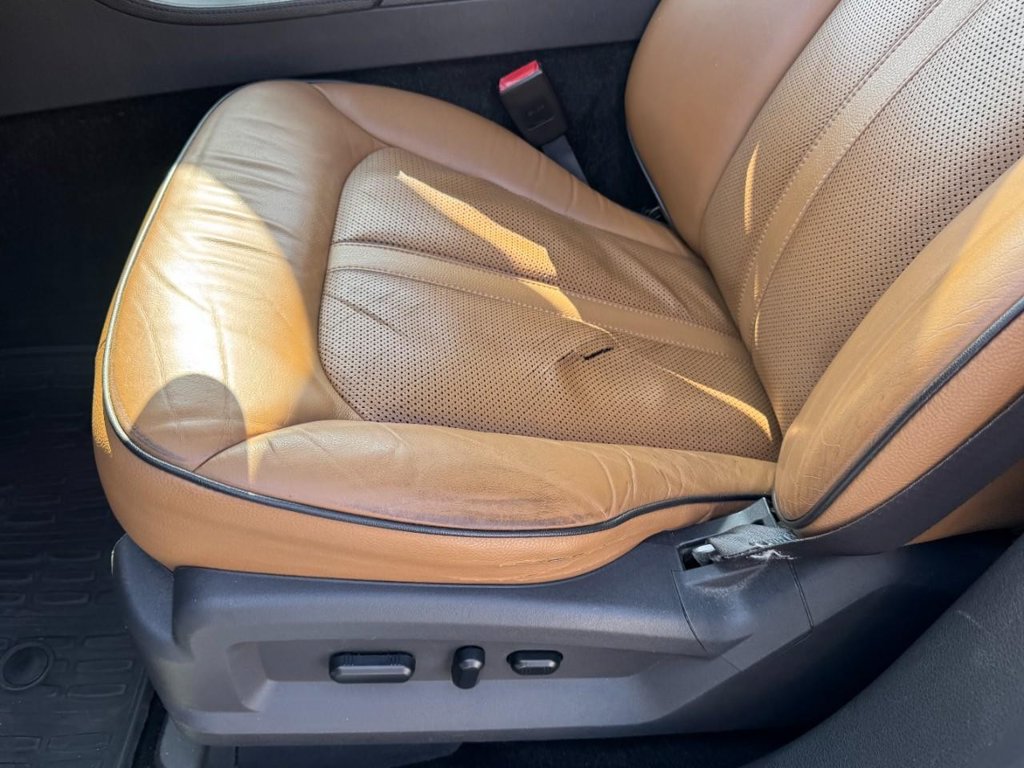 Used 2014 Lincoln MKX FWD w/ Equipment Group 102A image 15