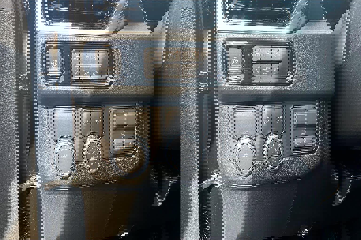 Used 2026 GMC Yukon XL Elevation w/ Elevation Premium Package image 36