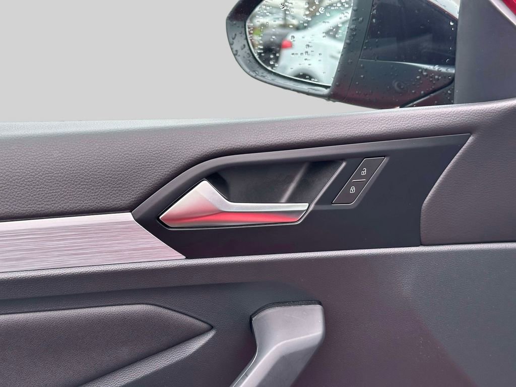 Used 2025 Volkswagen Jetta Sport image 15