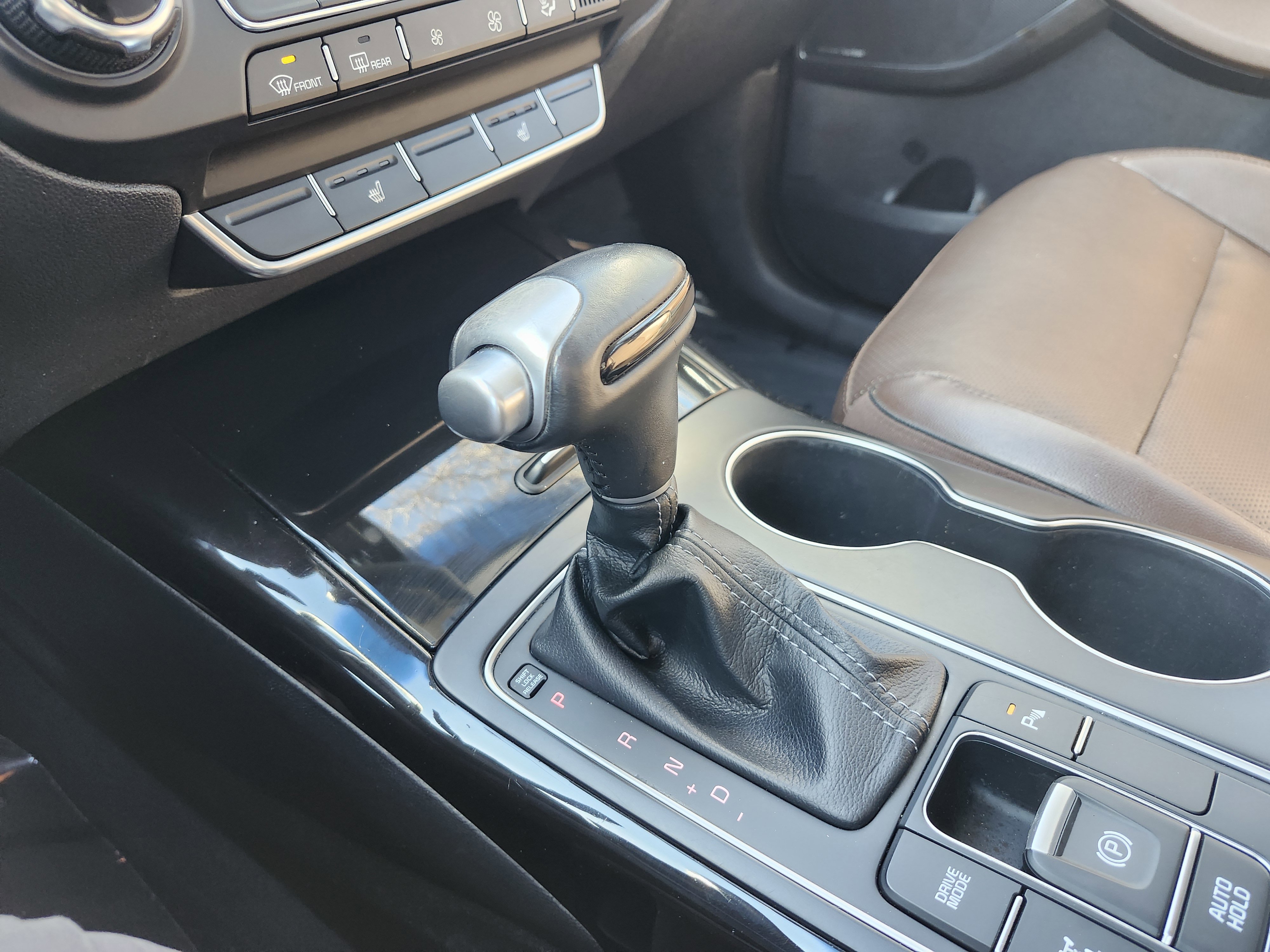 Used 2019 Kia Sorento SX image 39