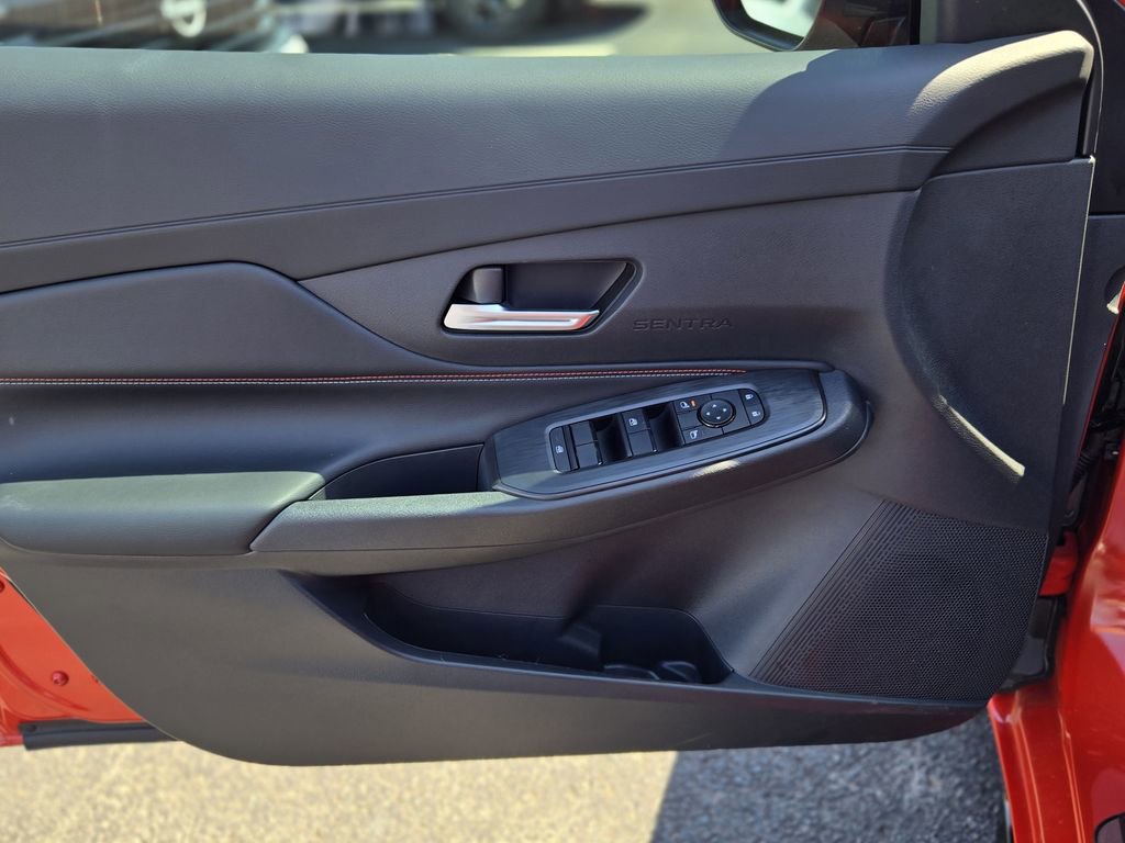 New 2026 Nissan Sentra SR w/ Floor Mat Package FWD image 16