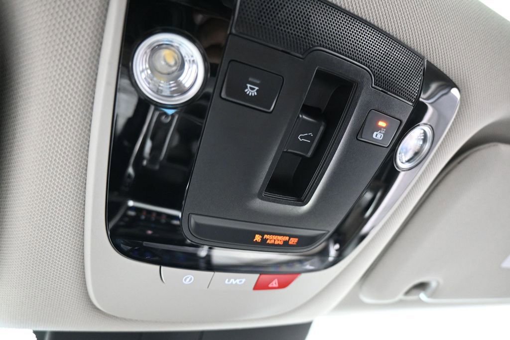 Used 2022 Kia Sorento EX w/ Panoramic Sunroof Package FWD image 27