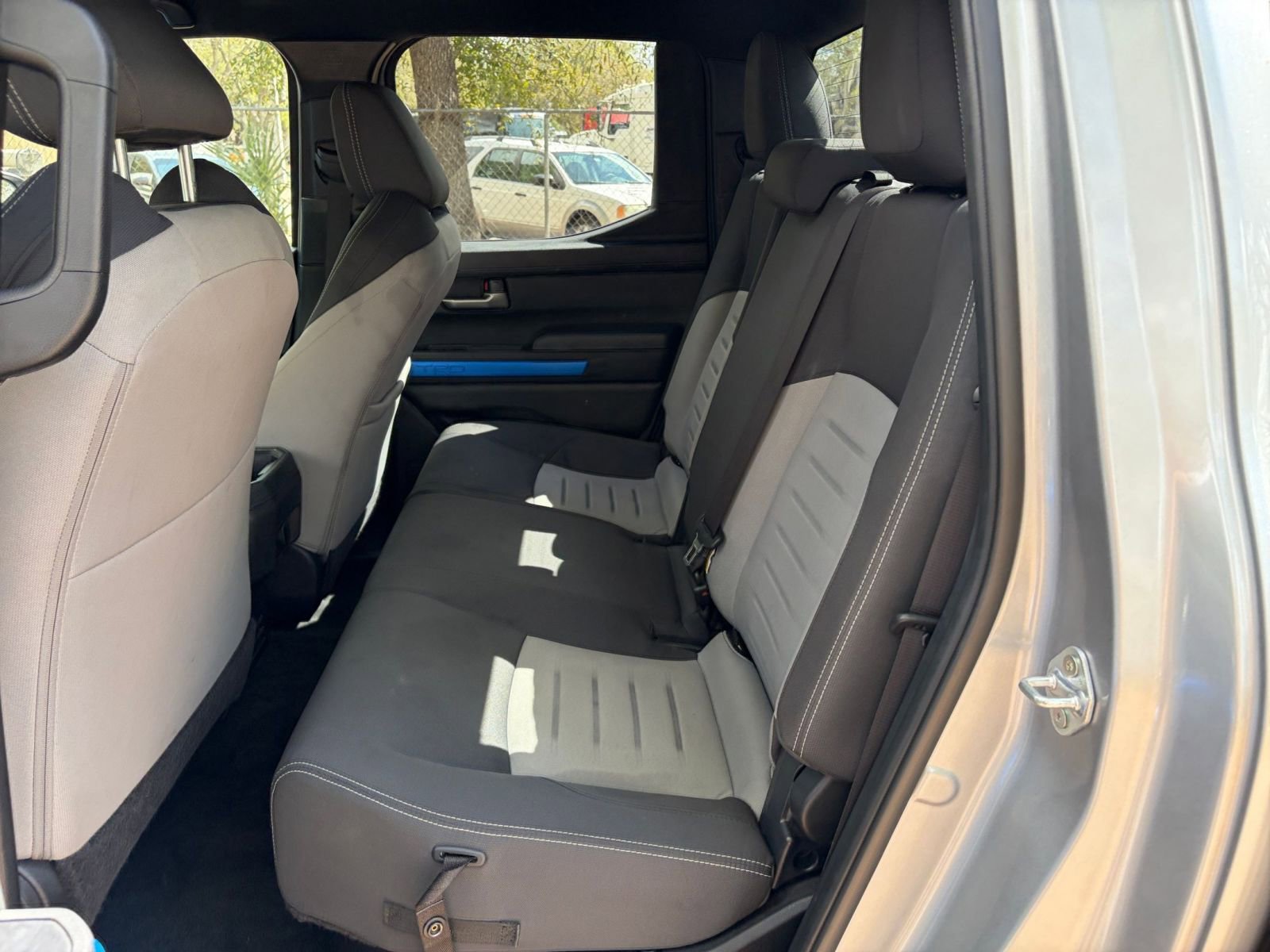 Used 2025 Toyota Tacoma TRD Off-Road image 33