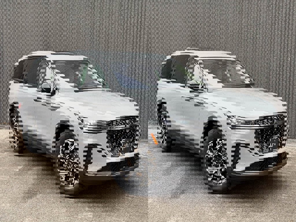 New 2026 Lincoln Nautilus Premier w/ Equipment Group 102A image 8