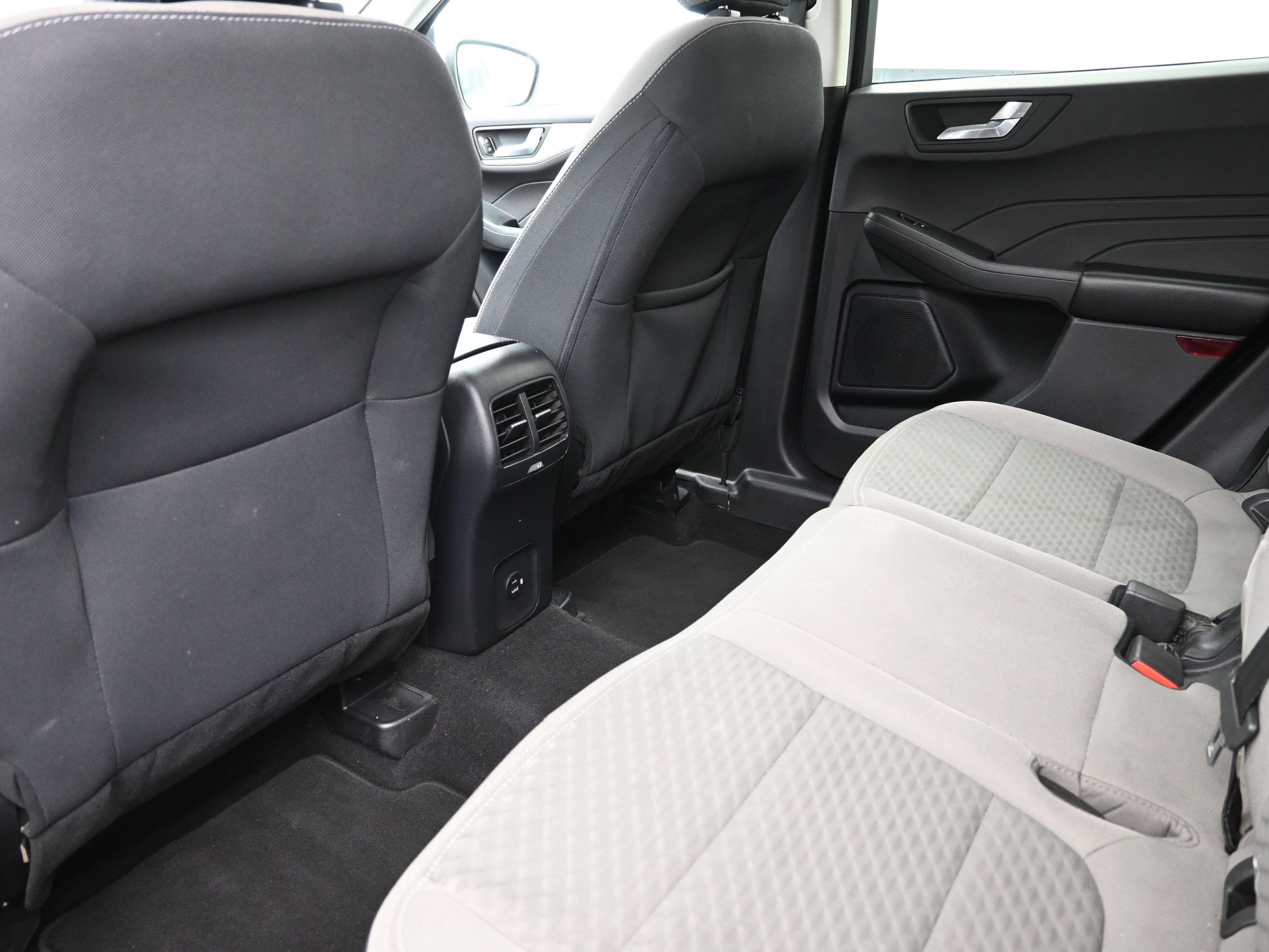 Used 2021 Ford Escape SE w/ Convenience Package image 22