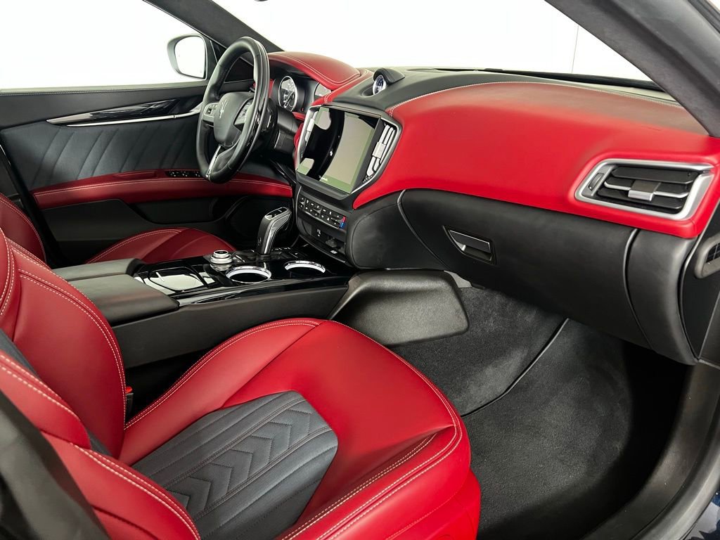Used 2021 Maserati Ghibli S GranLusso image 20