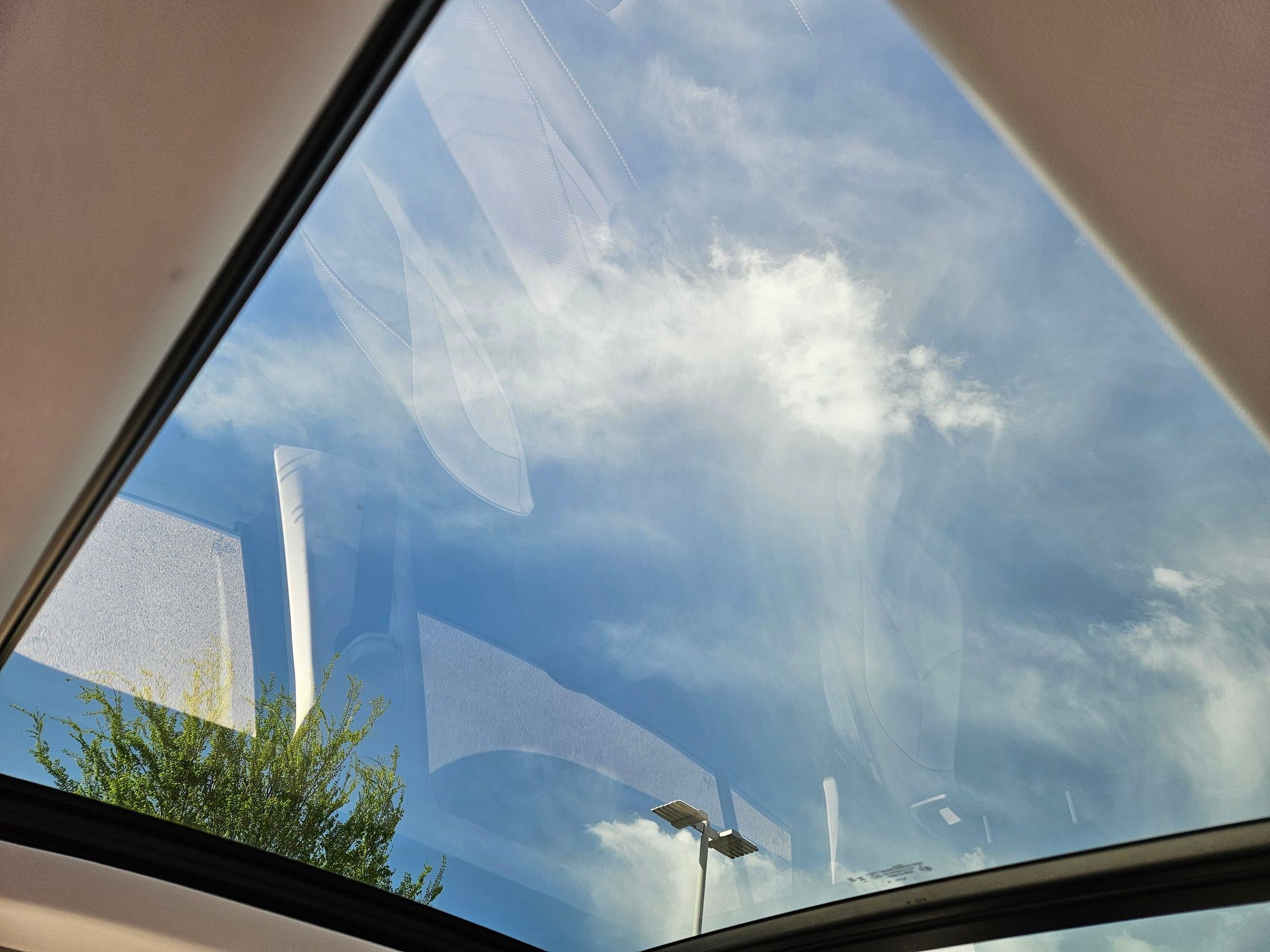 Used 2026 Volkswagen Tiguan SE image 19