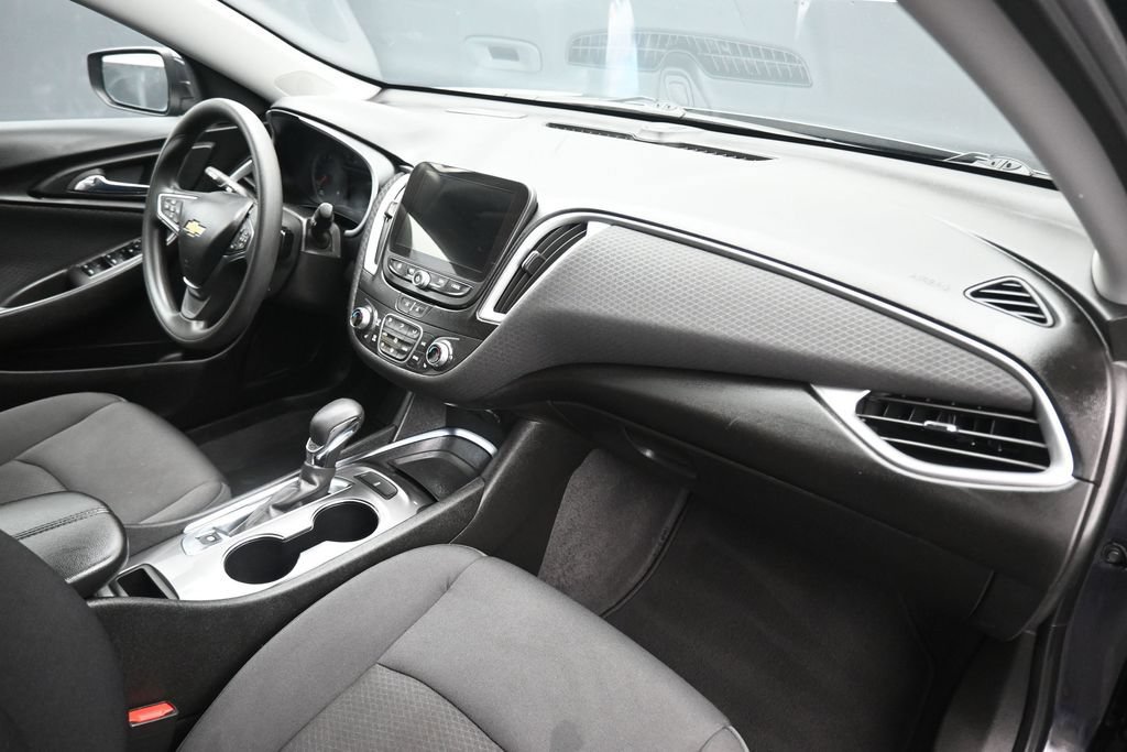 Used 2023 Chevrolet Malibu LT FWD image 39
