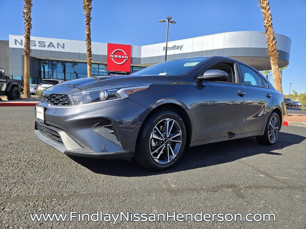Used 2023 Kia Forte LXS FWD image 2