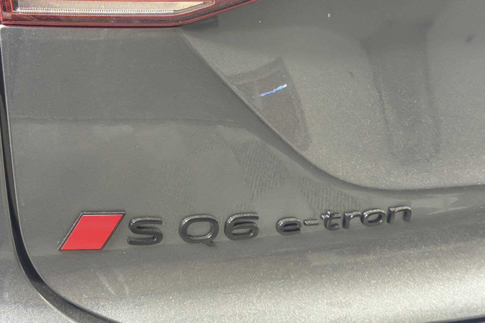 New 2027 Audi SQ6 e-tron Premium Plus AWD/4WD image 26