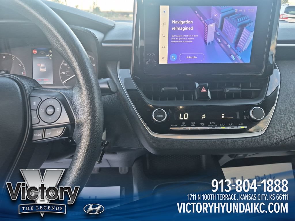 Used 2024 Toyota Corolla LE FWD image 17