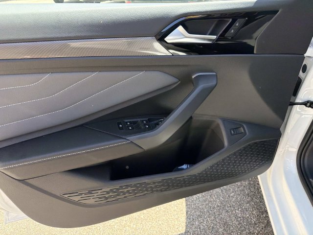 New 2026 Volkswagen Jetta SEL FWD image 12