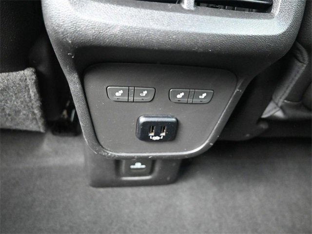 Used 2018 GMC Terrain Denali w/ Advanced Safety Package image 27