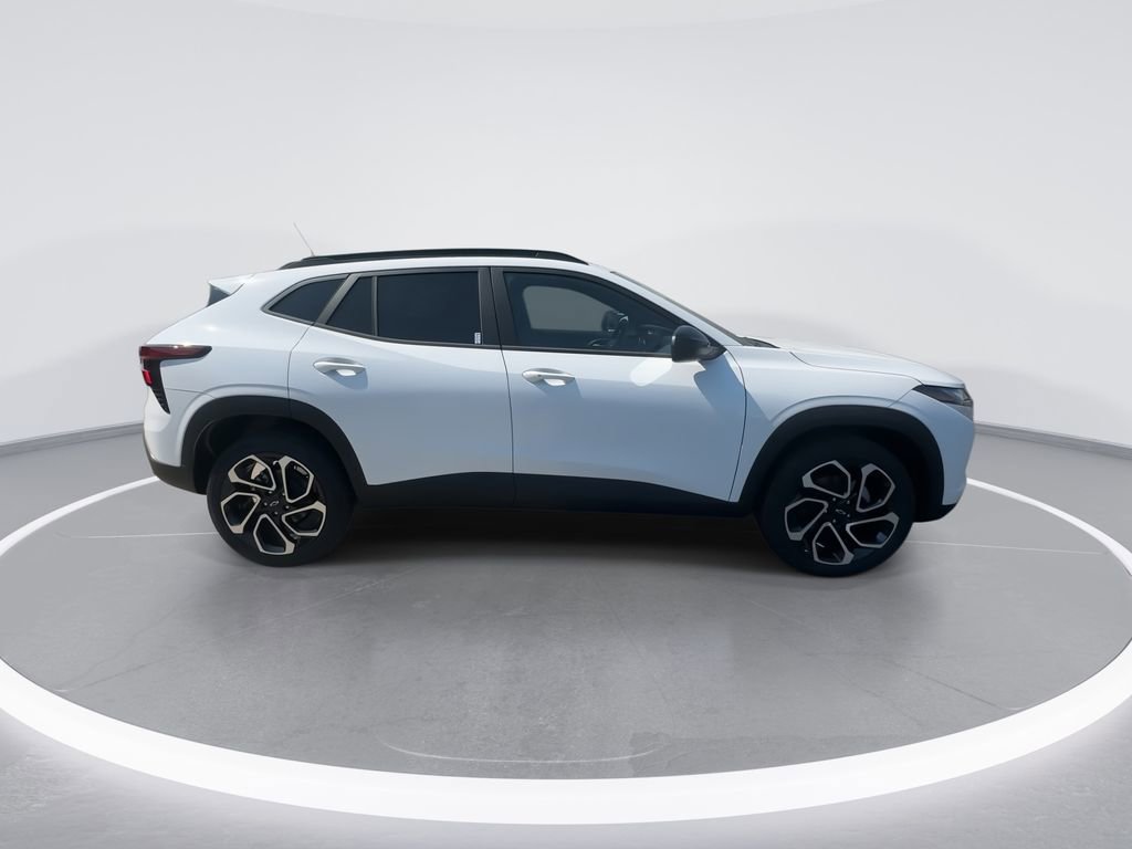 New 2026 Chevrolet Trax RS w/ Sunroof Package image 9