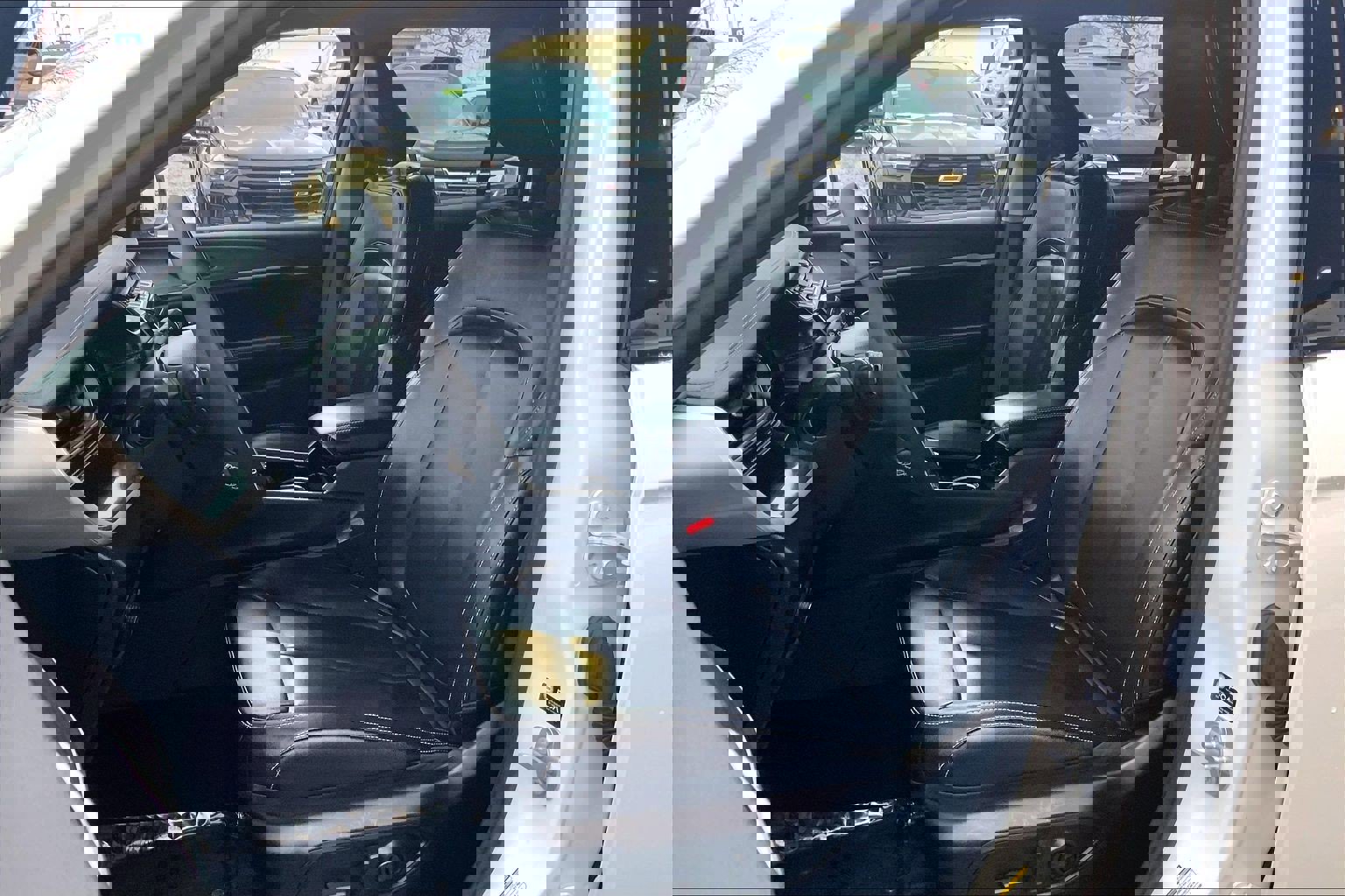 Used 2023 Jeep Grand Cherokee Limited w/ Black Appearance Package image 27