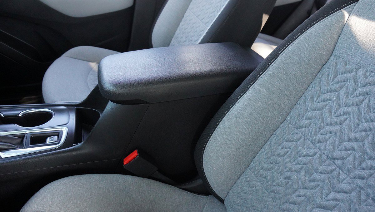 Used 2022 Chevrolet Equinox LS w/ LPO, Floor Liner Package FWD image 29