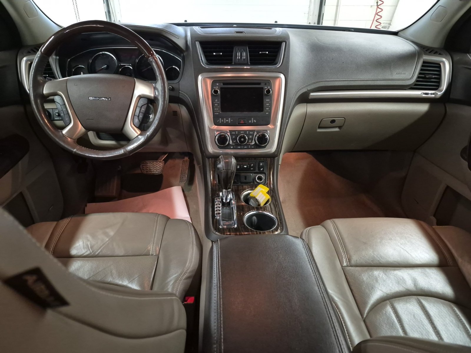 Used 2016 GMC Acadia Denali AWD/4WD image 10