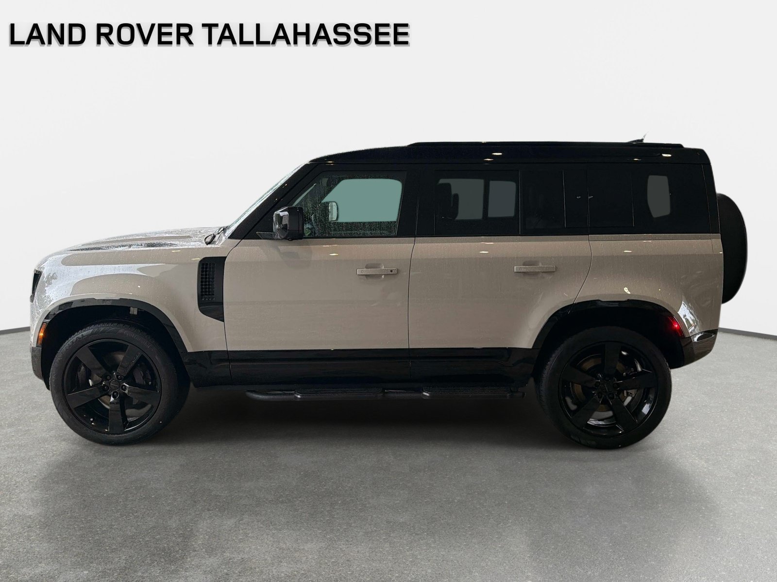 New 2026 Land Rover Defender 110 X-Dynamic SE AWD/4WD image 8