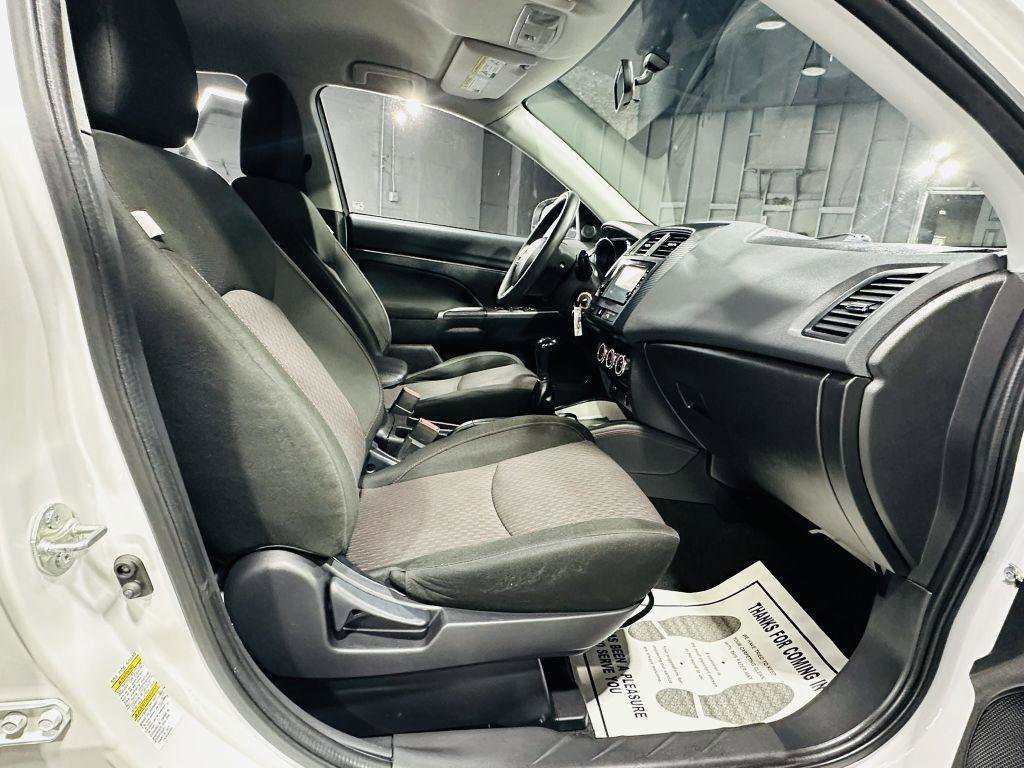 Used 2019 Mitsubishi Outlander Sport ES FWD image 35