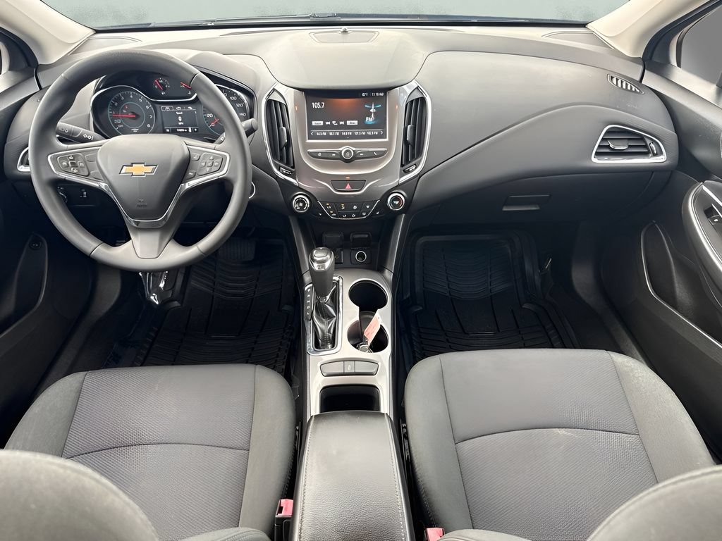 Used 2017 Chevrolet Cruze LT w/ Convenience Package FWD image 14