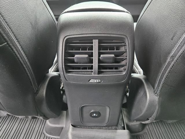 Used 2024 Ford Escape SE w/ PHEV Premium Package image 11