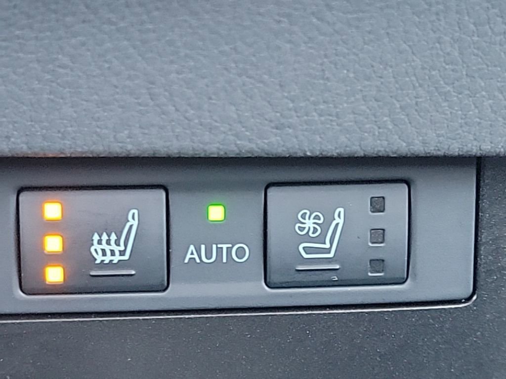 Used 2024 Lexus ES 350 w/ Premium Package image 9