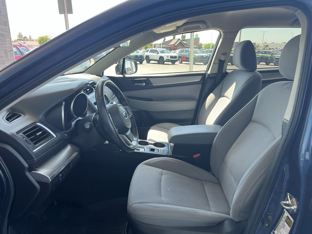 Used 2019 Subaru Outback 2.5i Premium AWD/4WD image 18