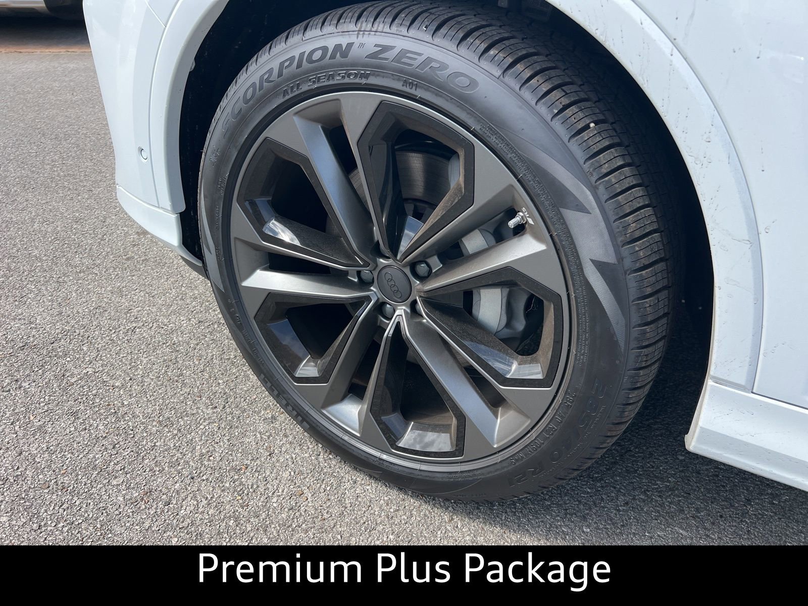 New 2026 Audi Q7 3.0T Premium Plus AWD/4WD image 5