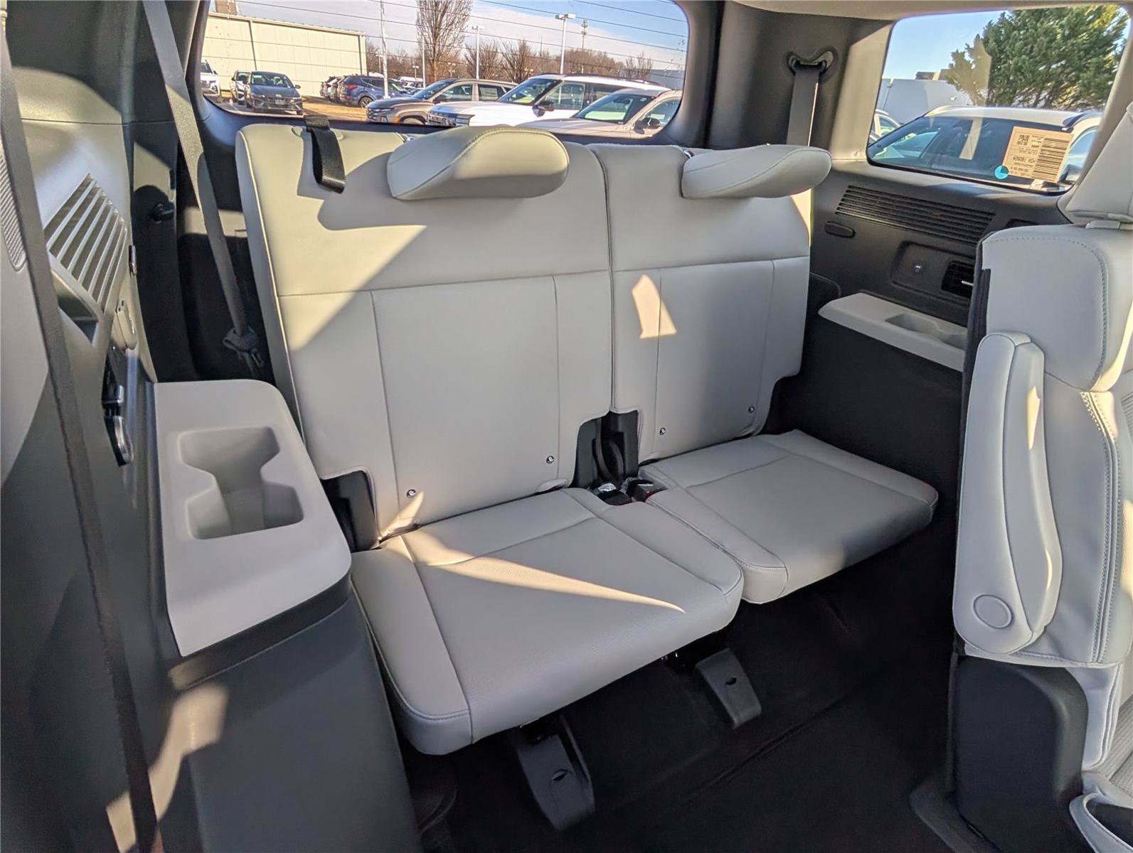 New 2026 Hyundai Santa Fe Limited AWD/4WD image 9