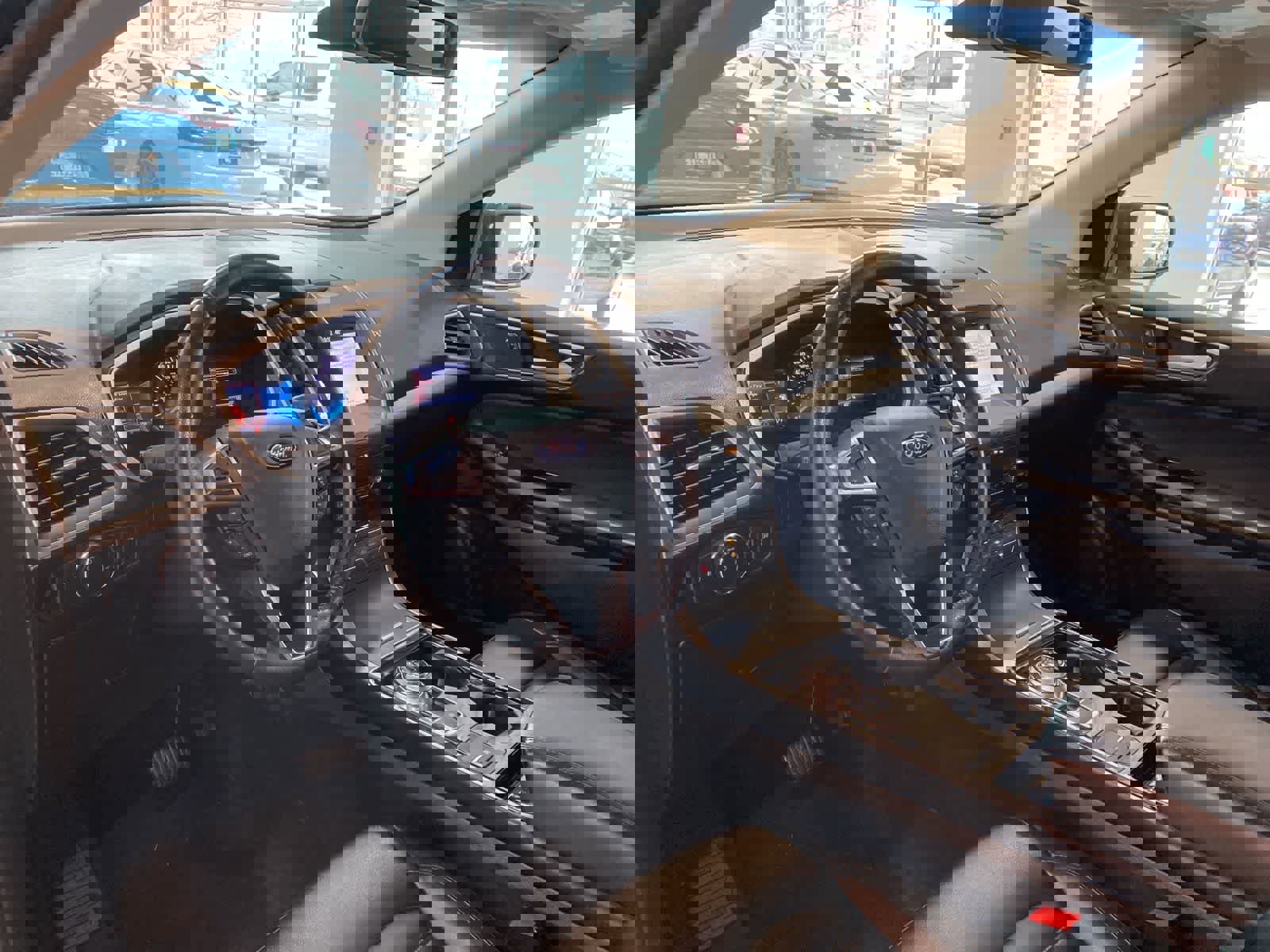 Used 2019 Ford Edge SEL w/ Equipment Group 201A image 10