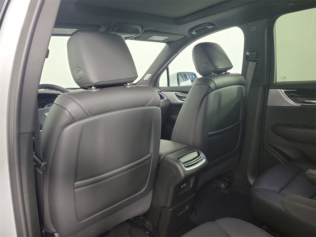 Certified 2024 Cadillac XT6 Premium Luxury w/ LPO, Floor Liner Package image 12