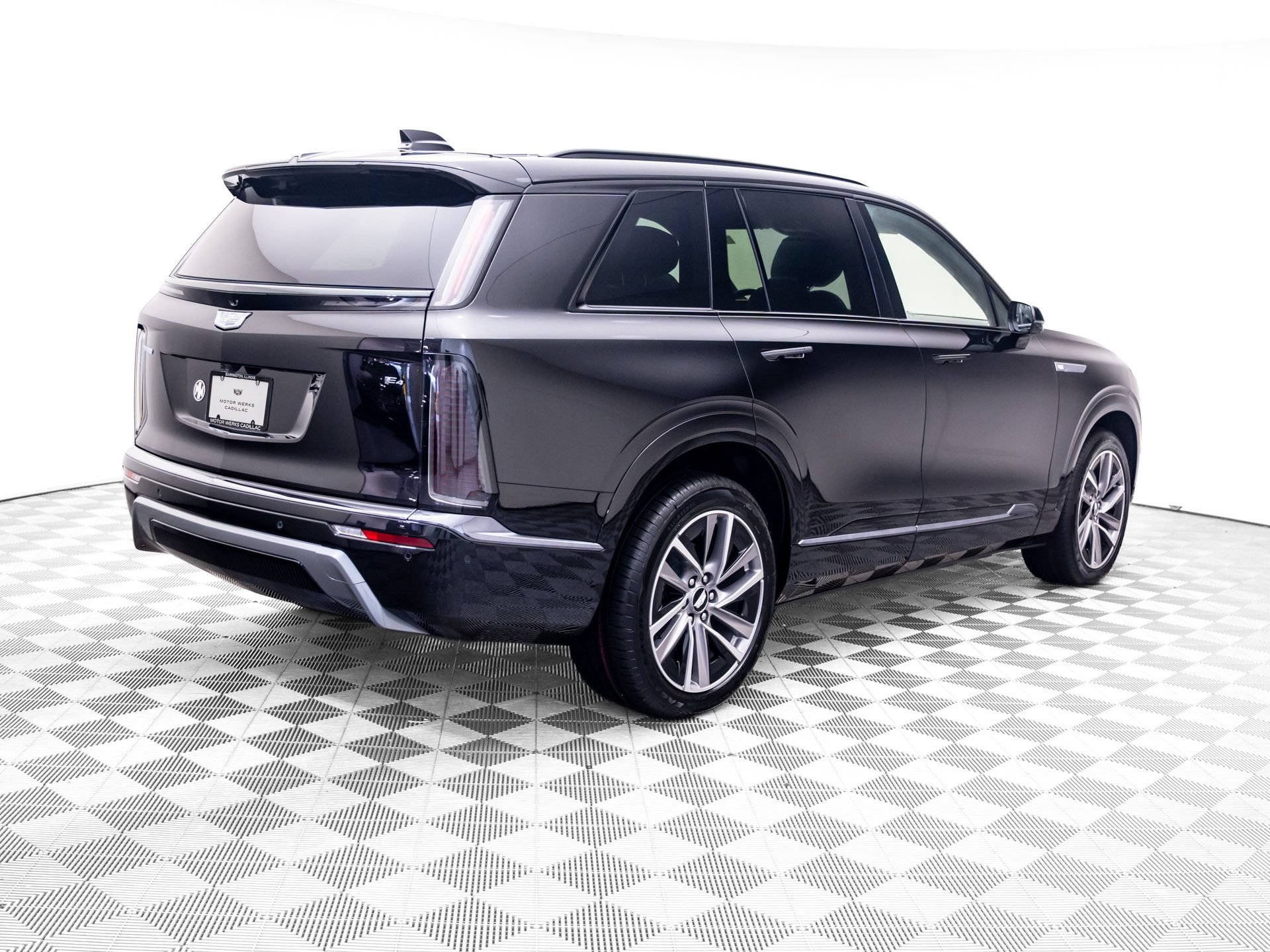 New 2027 Cadillac Vistiq Sport w/ LPO, Floor Liner Package AWD/4WD image 5