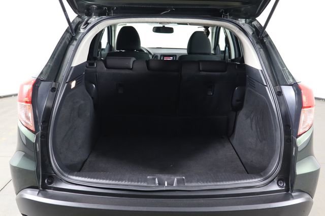 Used 2018 Honda HR-V LX image 17