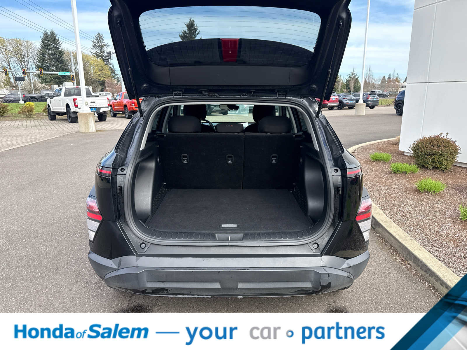 Used 2024 Hyundai Kona SEL image 19