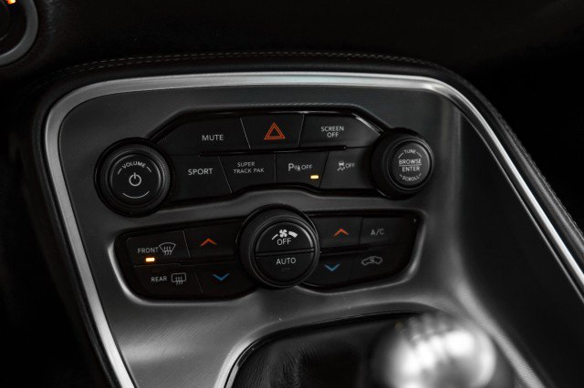 Used 2019 Dodge Challenger R/T w/ Blacktop Package image 20