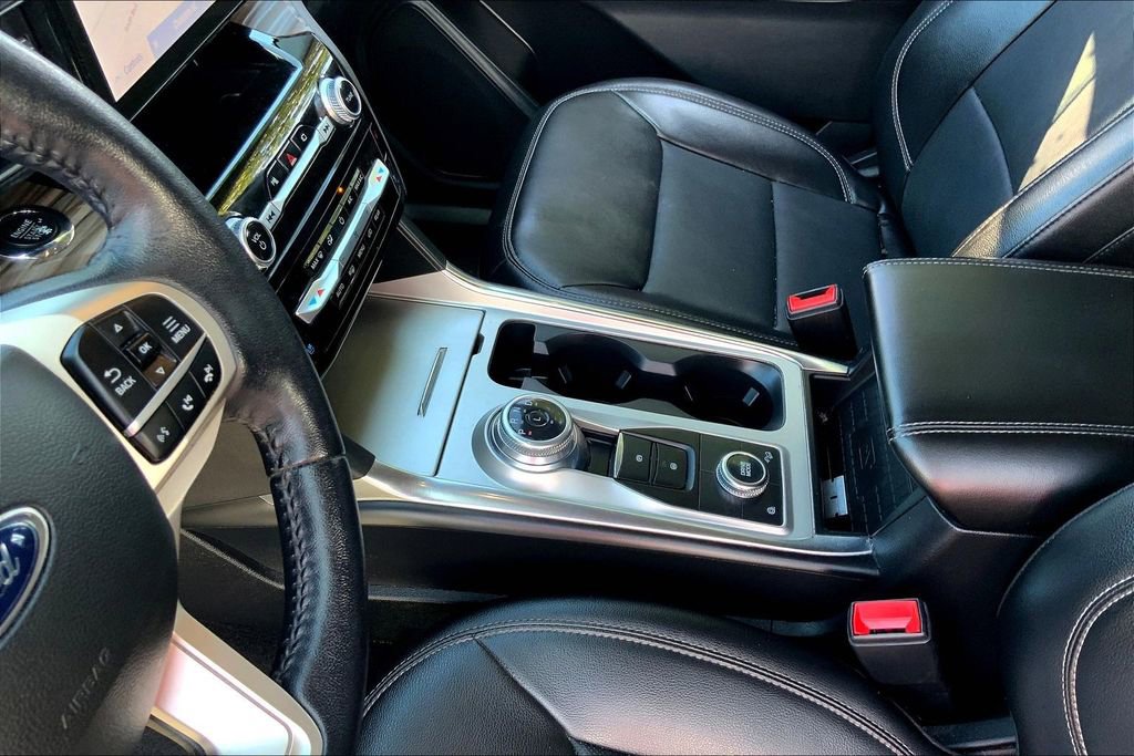 Used 2022 Ford Explorer Limited w/ Equipment Group 301A image 13