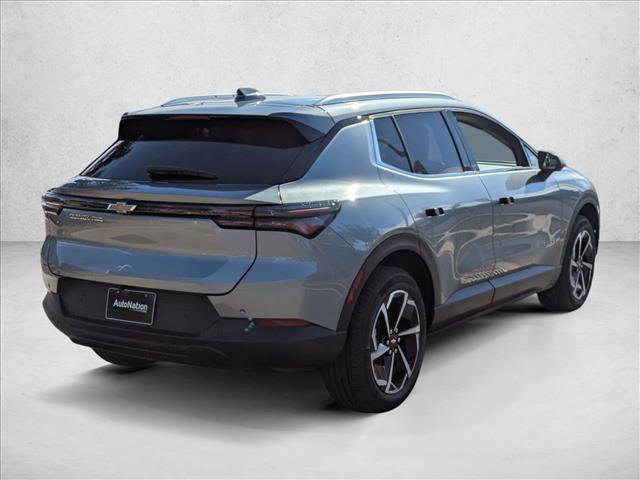 New 2026 Chevrolet Equinox EV LT AWD/4WD image 2