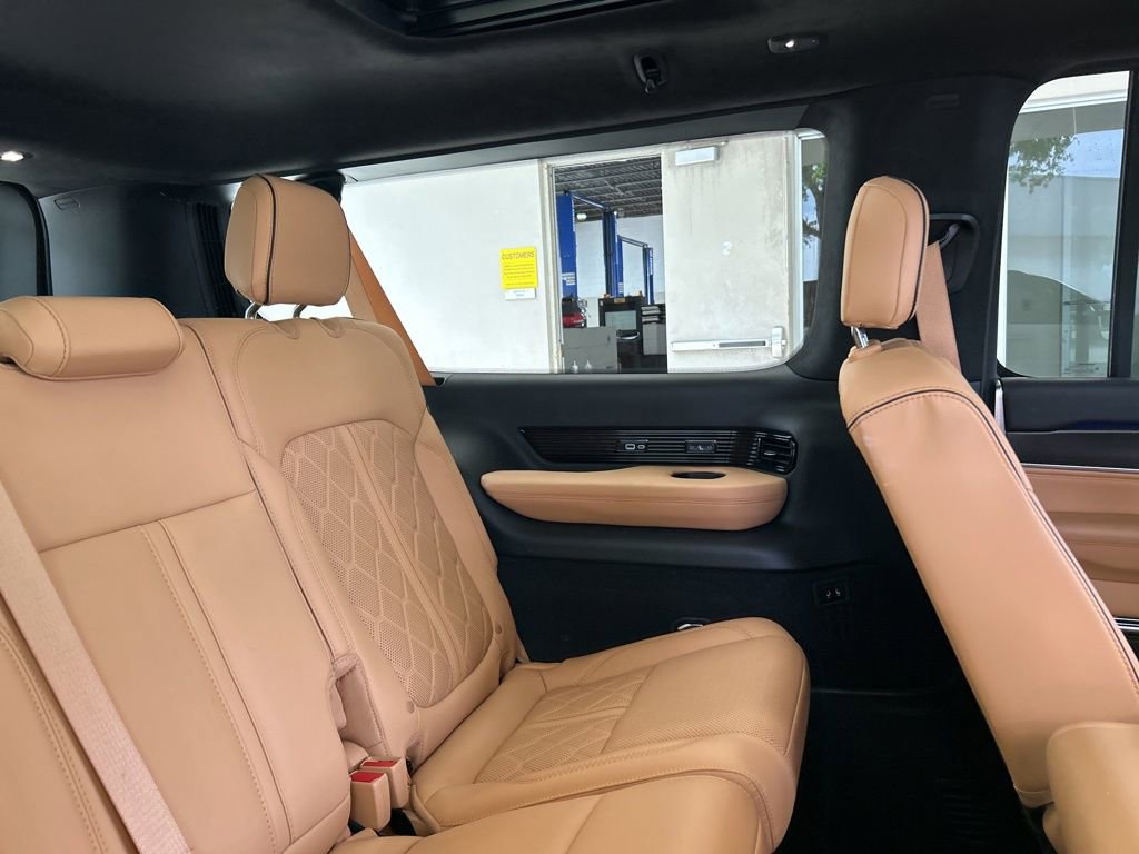 Used 2025 Jeep Grand Wagoneer L Series III w/ Rear Seat Video Group 1 image 47