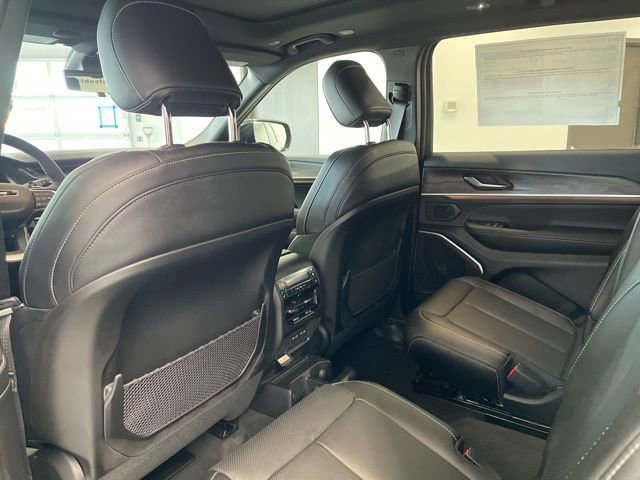 New 2026 Jeep Grand Cherokee L Limited image 22