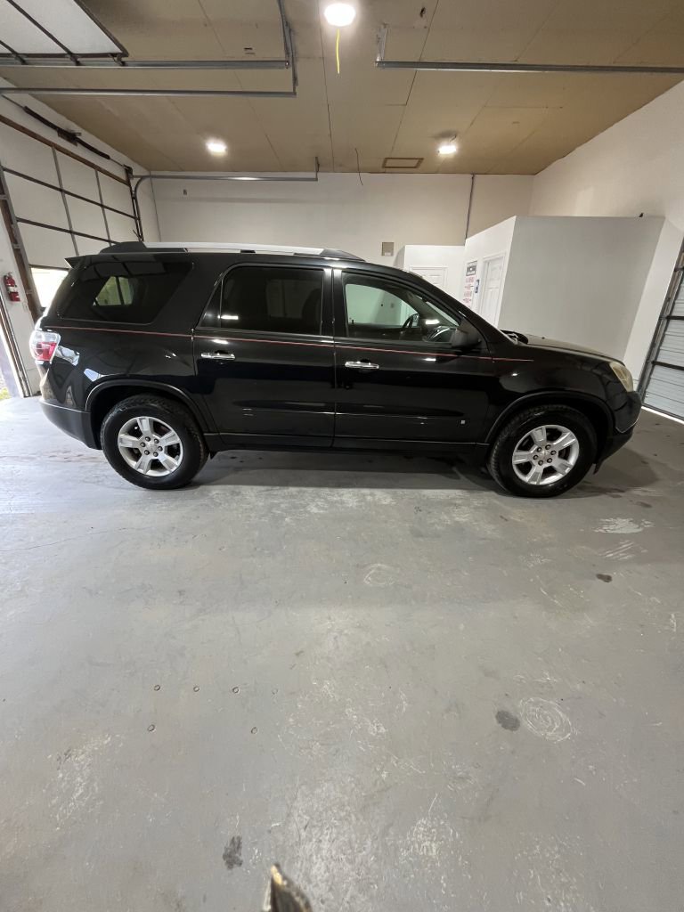Used 2010 GMC Acadia SLE AWD/4WD image 2