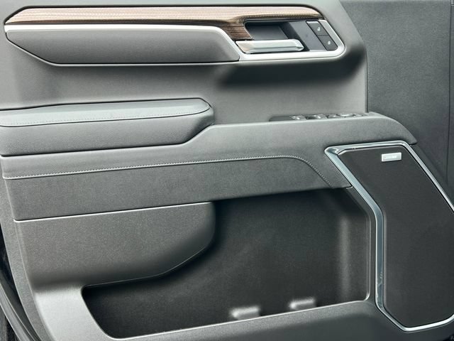 New 2026 Chevrolet Silverado 1500 RST AWD/4WD image 17