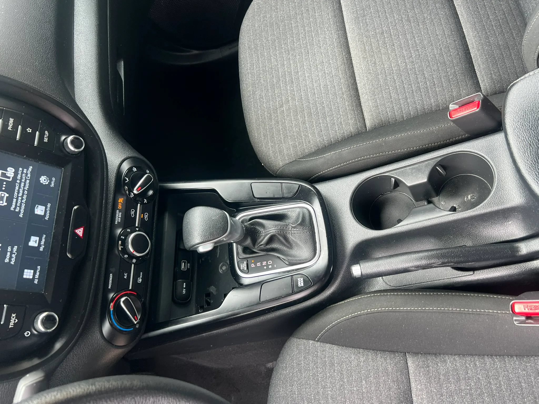 Used 2020 Kia Soul S FWD image 16