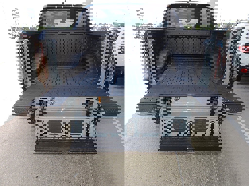 New 2025 GMC Hummer EV 2X image 19