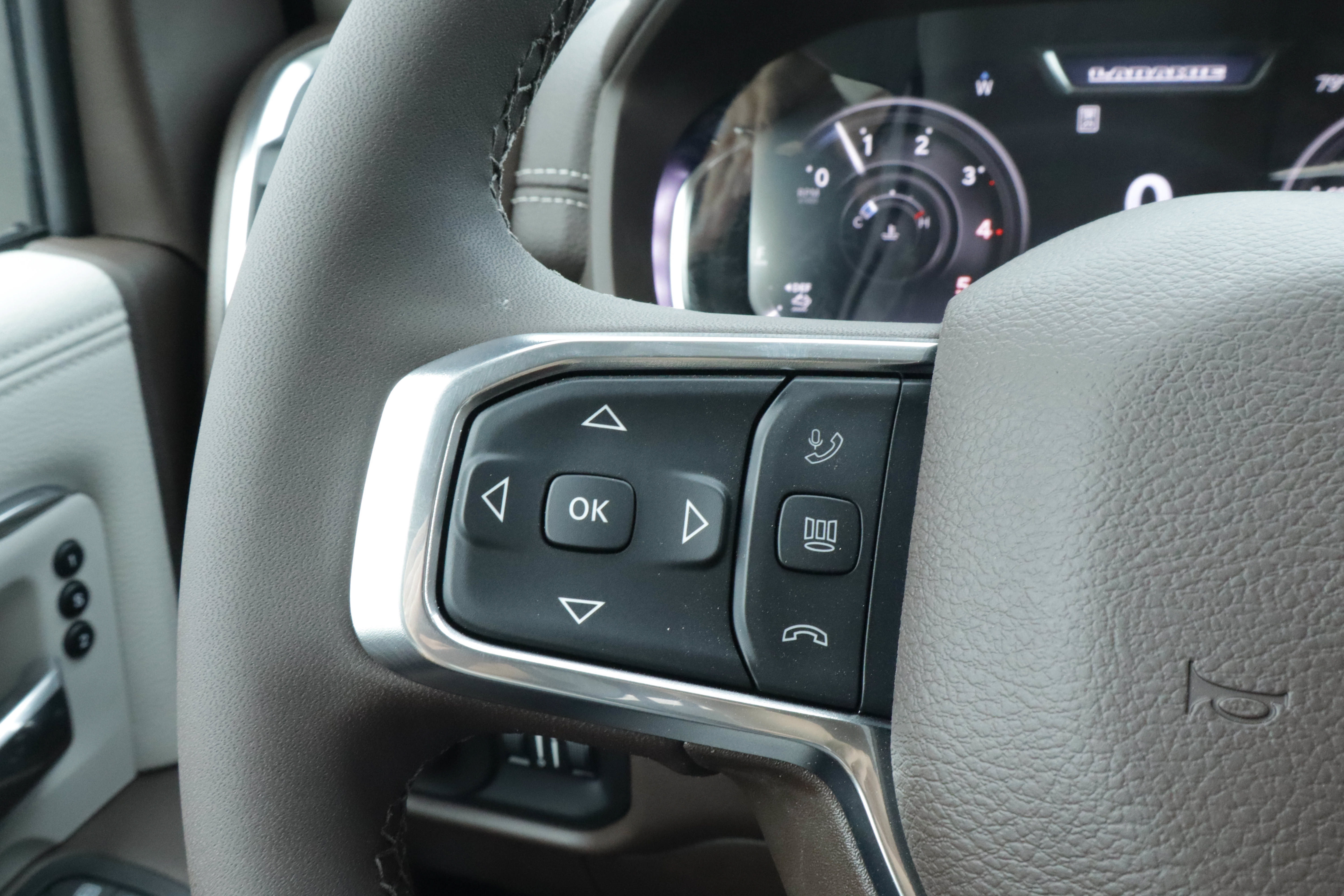 New 2027 RAM 3500 Laramie w/ Towing Technology Group AWD/4WD image 33