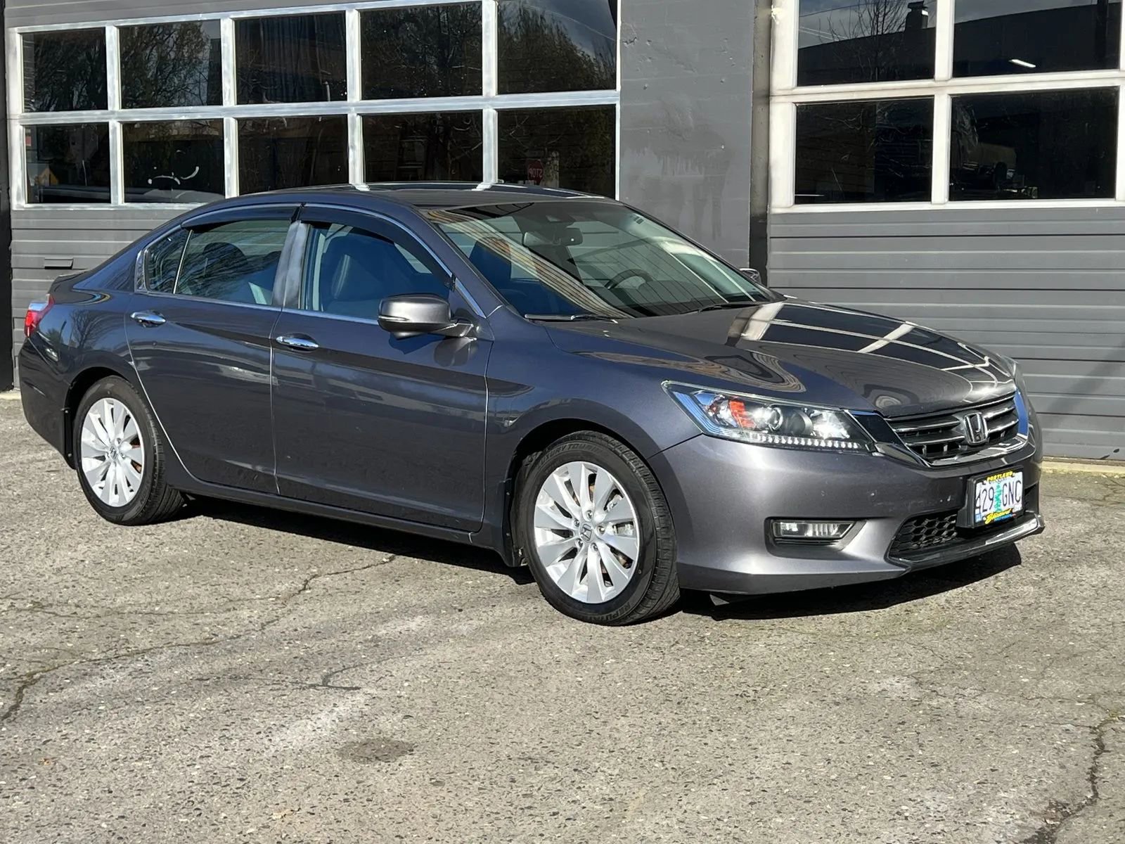 Used 2013 Honda Accord EX-L image 8