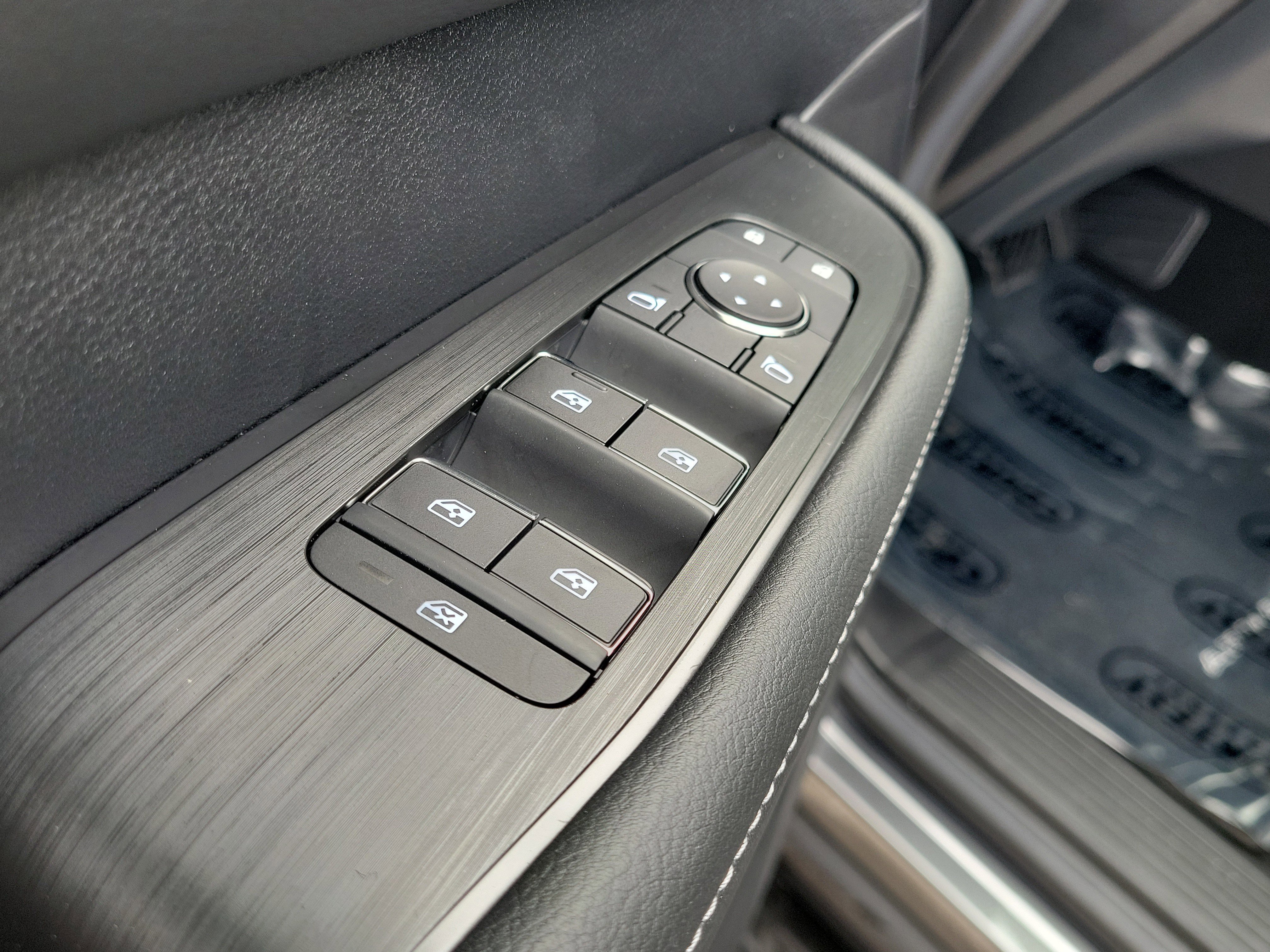New 2026 Nissan Armada SV RWD image 32
