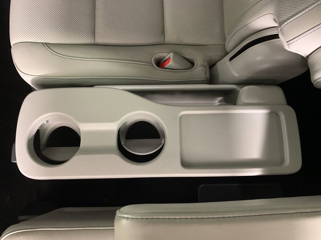 Used 2015 Toyota Highlander Limited image 38