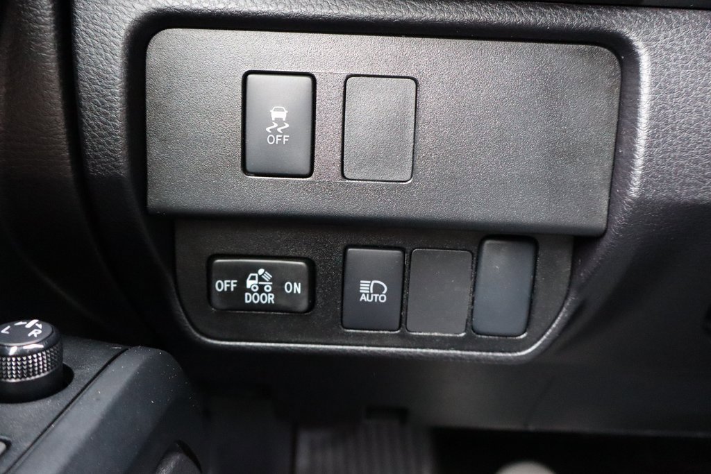 Used 2022 Toyota Tacoma SR5 image 10