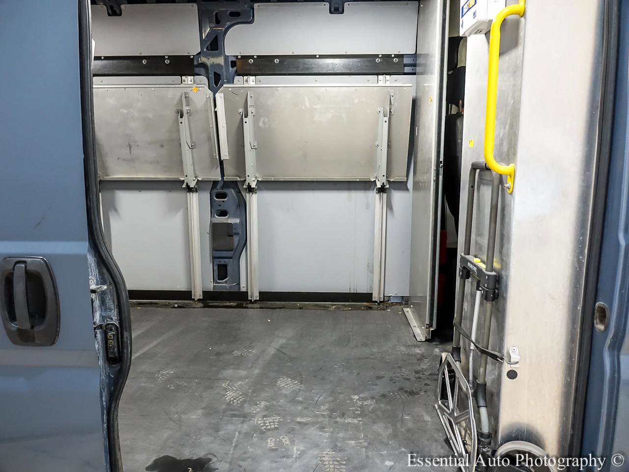 Used 2022 RAM ProMaster 3500 w/ Fleet Safety Group (AWQ) FWD image 17